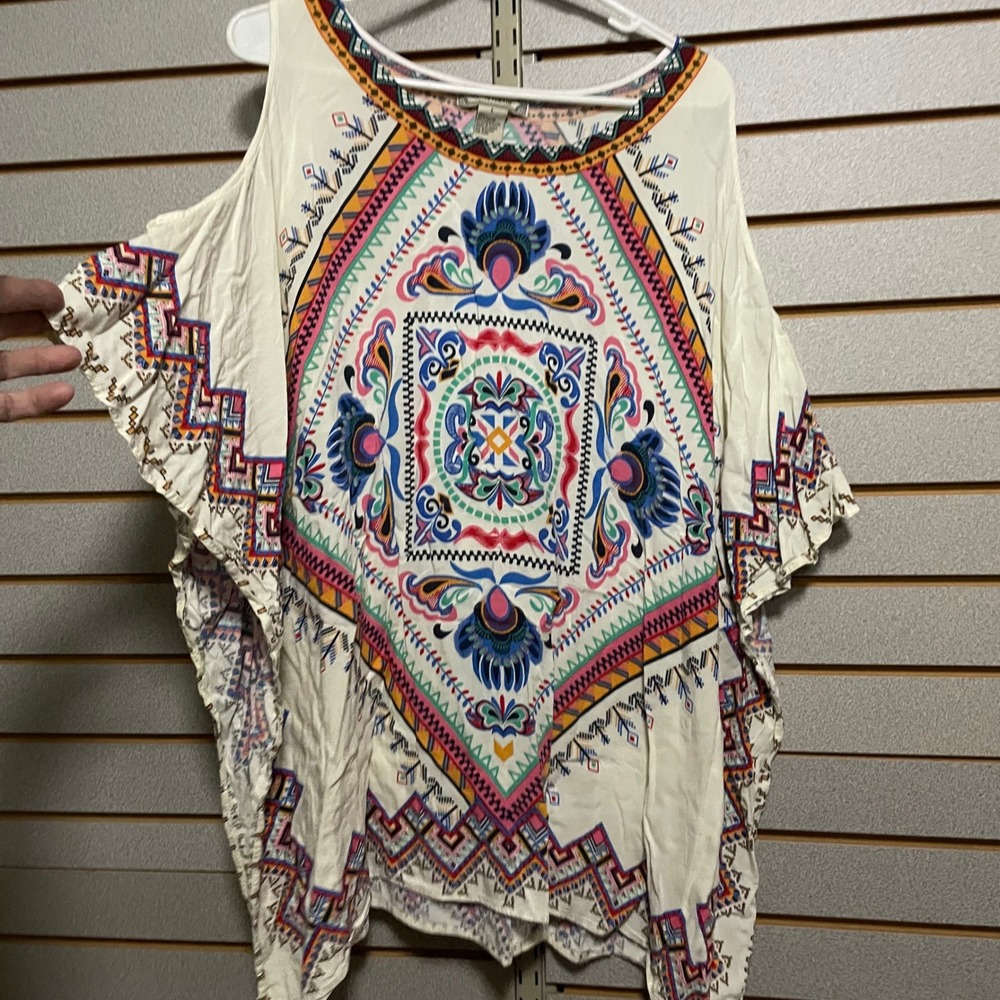 Flying Tomato Women Cold Shoulder Tunic Top Cream Multi Color Geometric Print L